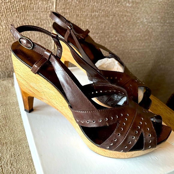 Size 37.5 Costume National brown wood sole heels - Picture 1 of 5